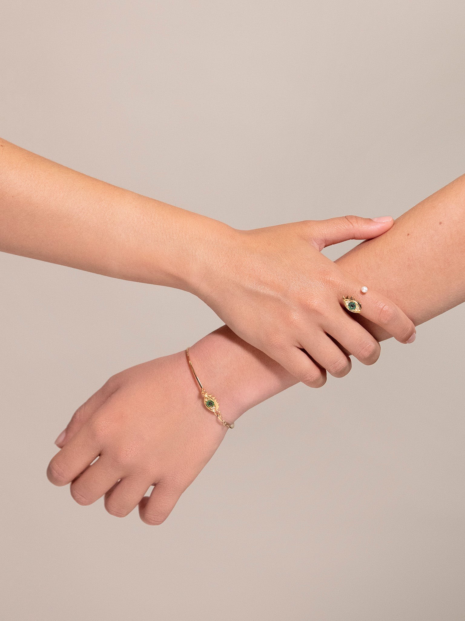 Grandma Eye Diamond & Emerald Bracelet in 18kt Gold